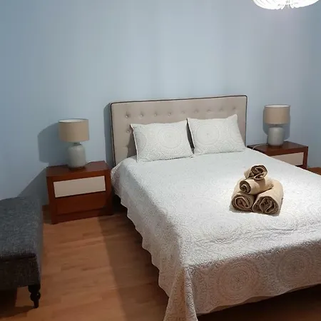 Mikes Beach House * Torreira